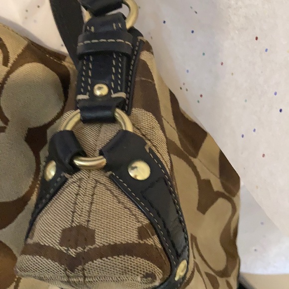 Lot of 2 Coach PreOwned Purses - Picture 7 of 9